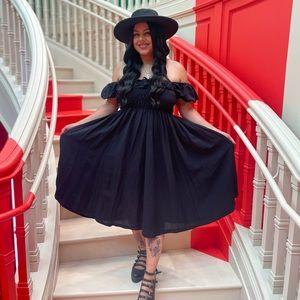 🖤 Foxblood off the shoulder dress 🖤